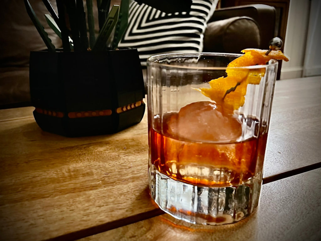 Read more about the article 4011 Boulevardier