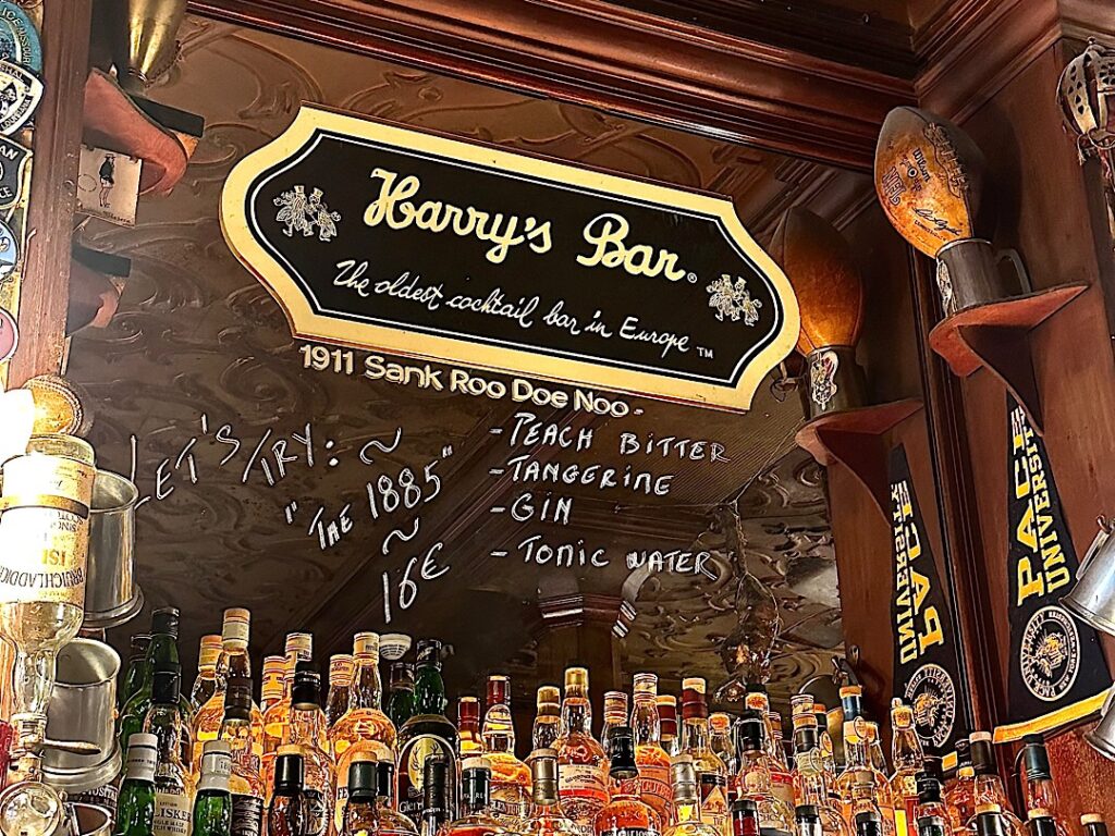 Read more about the article Paris, France: Harry’s New York Bar